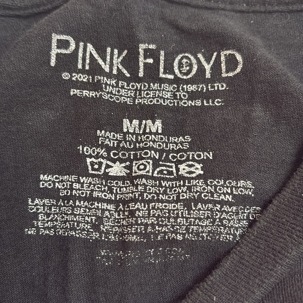 Lot of 4 rock tees- 
Pink Floyd, Guns N Roses & Def Leppard - Picture 5 of 11